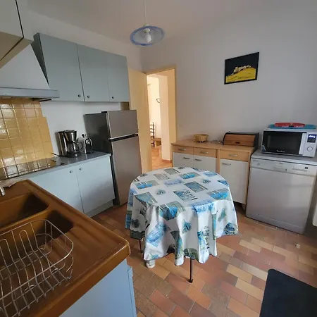 Vue Maison Individuelle 30 M De La 4 10 Couchages Jardin Parking Lxrm26 וילה
