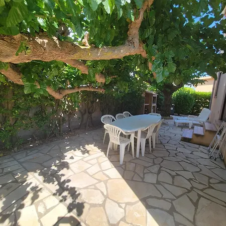 Willa Vue Maison Individuelle 30 M De La 4 10 Couchages Jardin Parking Lxrm26 Portiragnes