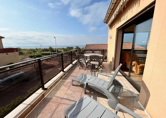 Vue Maison Individuelle 30 M De La 4 10 Couchages Jardin Parking Lxrm26 Villa