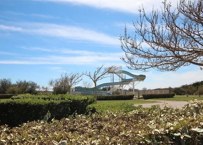 Vue Maison Individuelle 30 M De La 4 10 Couchages Jardin Parking Lxrm26 Villa